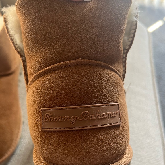Tommy Bahama winter Brown Shearling Boots sz 10 - Picture 5 of 9